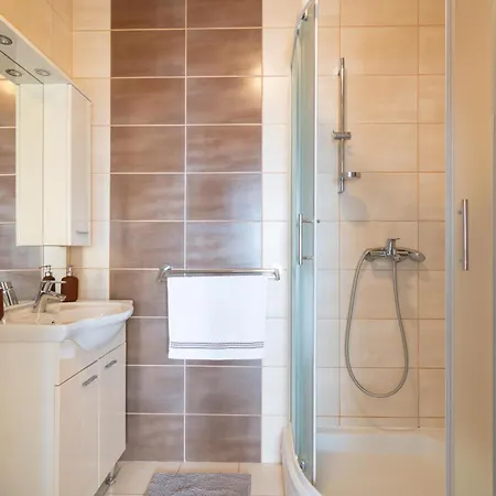 Josipa * マンドレ