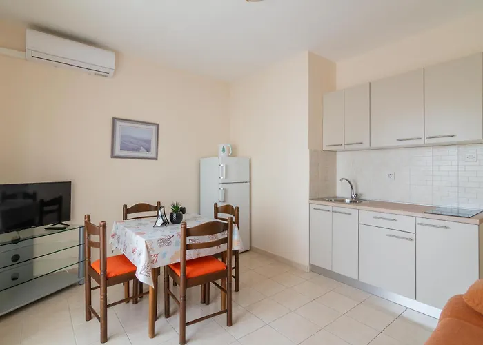 Josipa Apartment Mandre