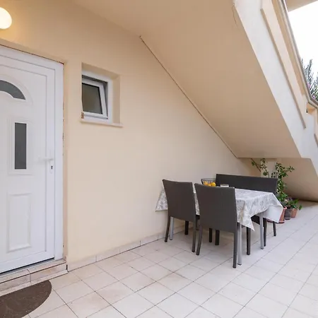 Apartment Josipa Mandre